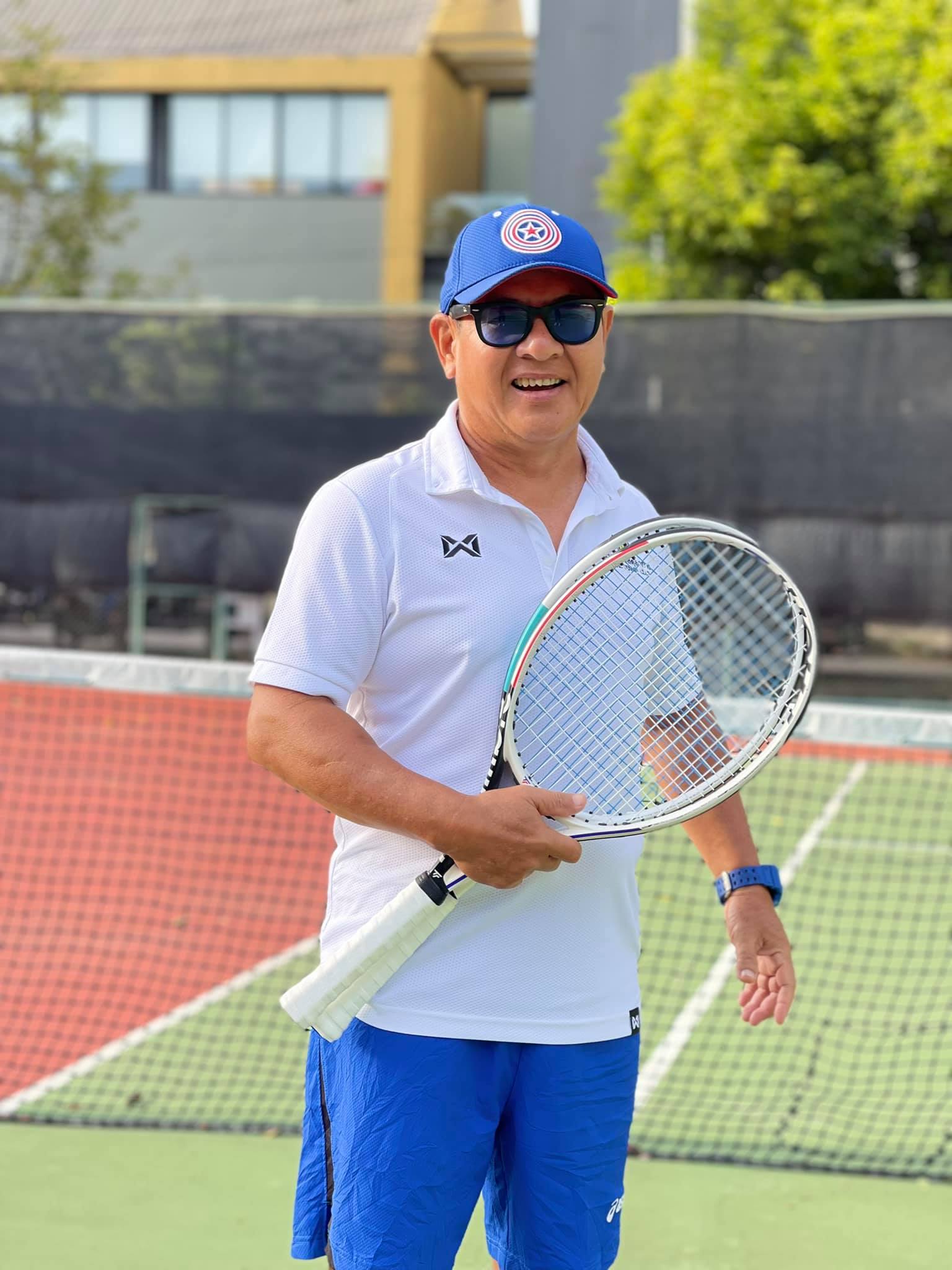 Tennis rackets